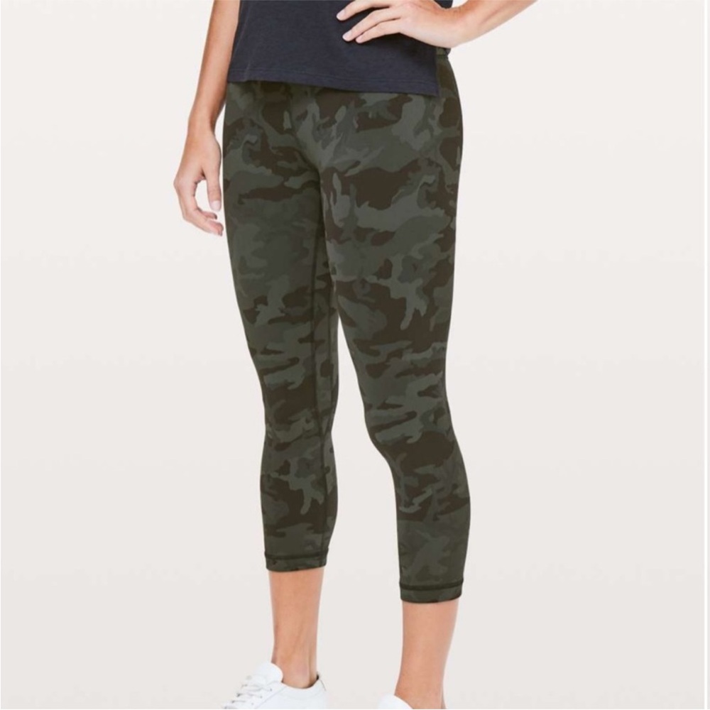 Lululemon Align Crop 21" Incognito Camo Multi‎ Gator